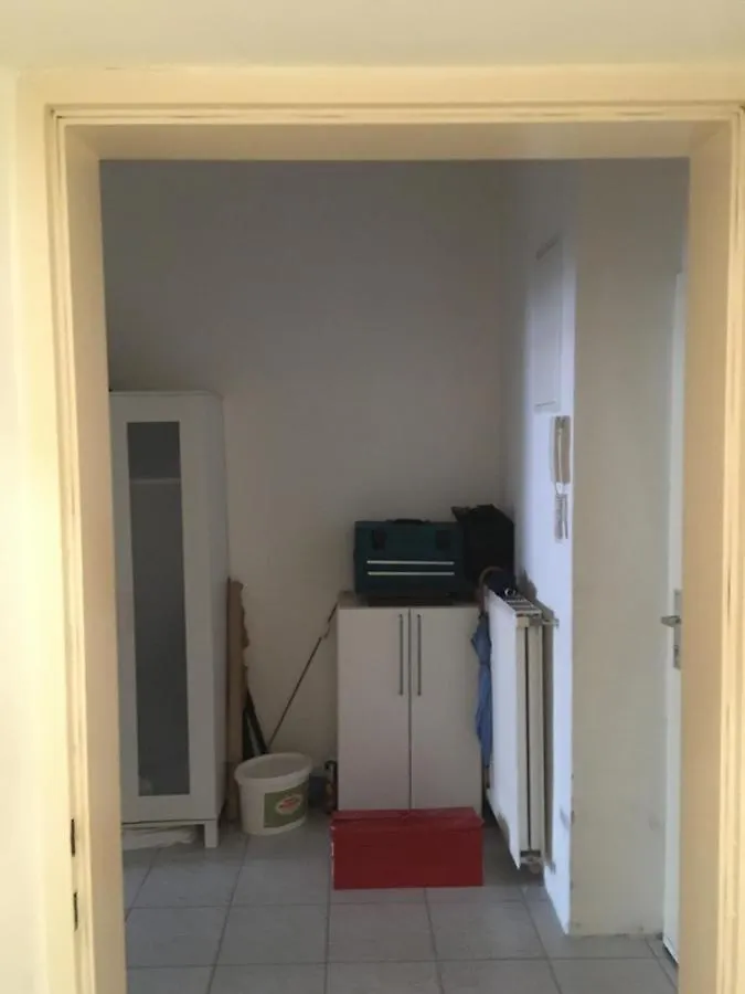 Geraumige, Funktionale, Schlichtere, Preiswerte Unterkunft Vienna Austria