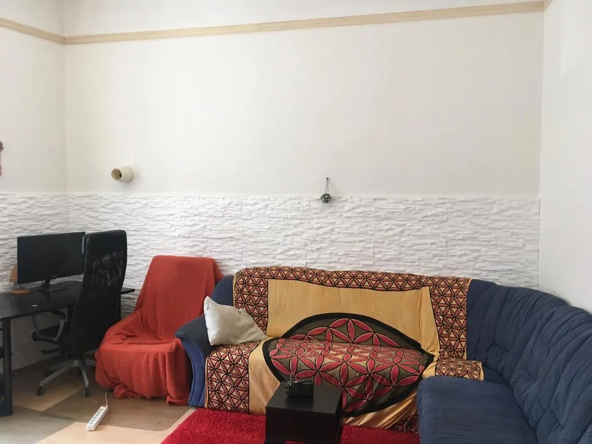Apartment Geraumige, Funktionale, Schlichtere, Preiswerte Unterkunft Vienna